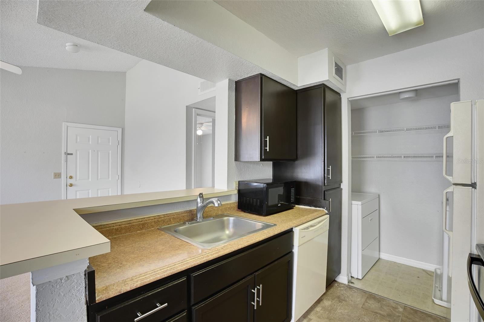 TRADEWINDS - Residential