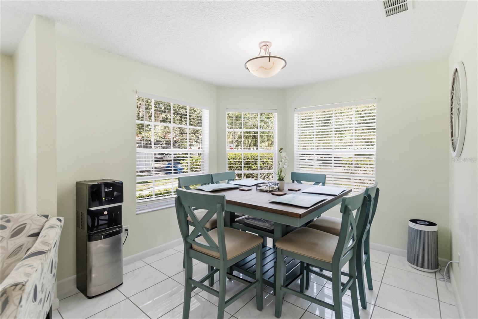 HUNTERS CHASE CONDO PH 1 - Residential