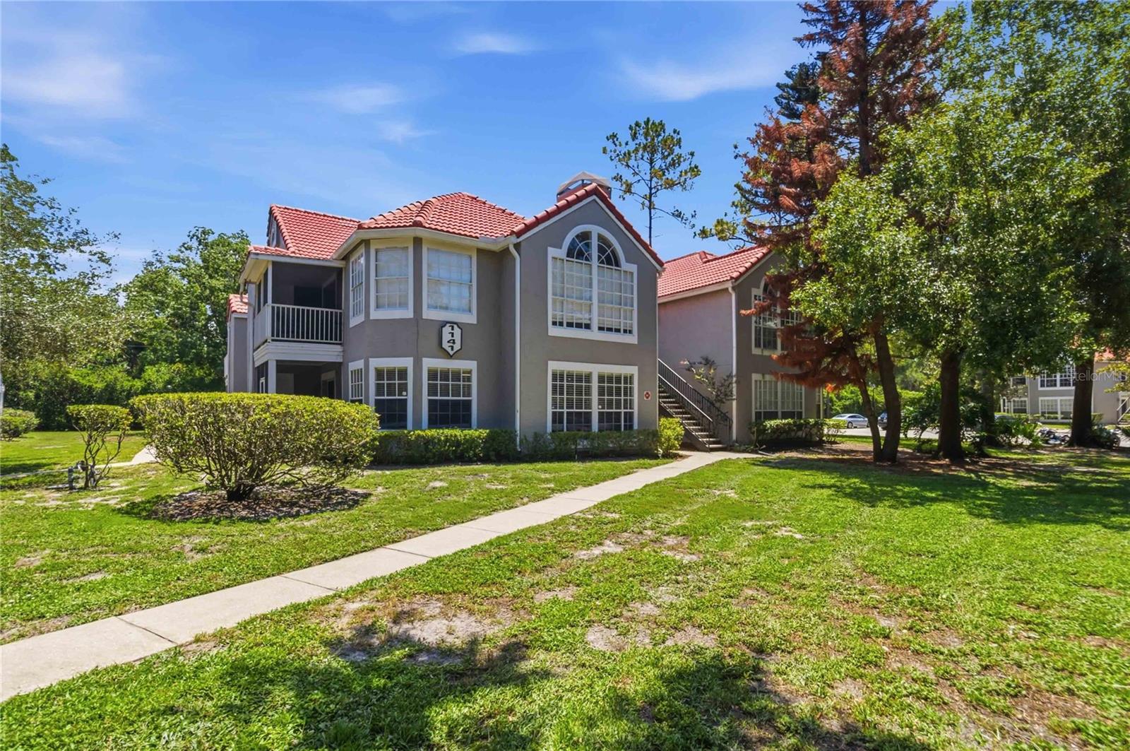 HUNTERS CHASE CONDO PH 1 - Residential