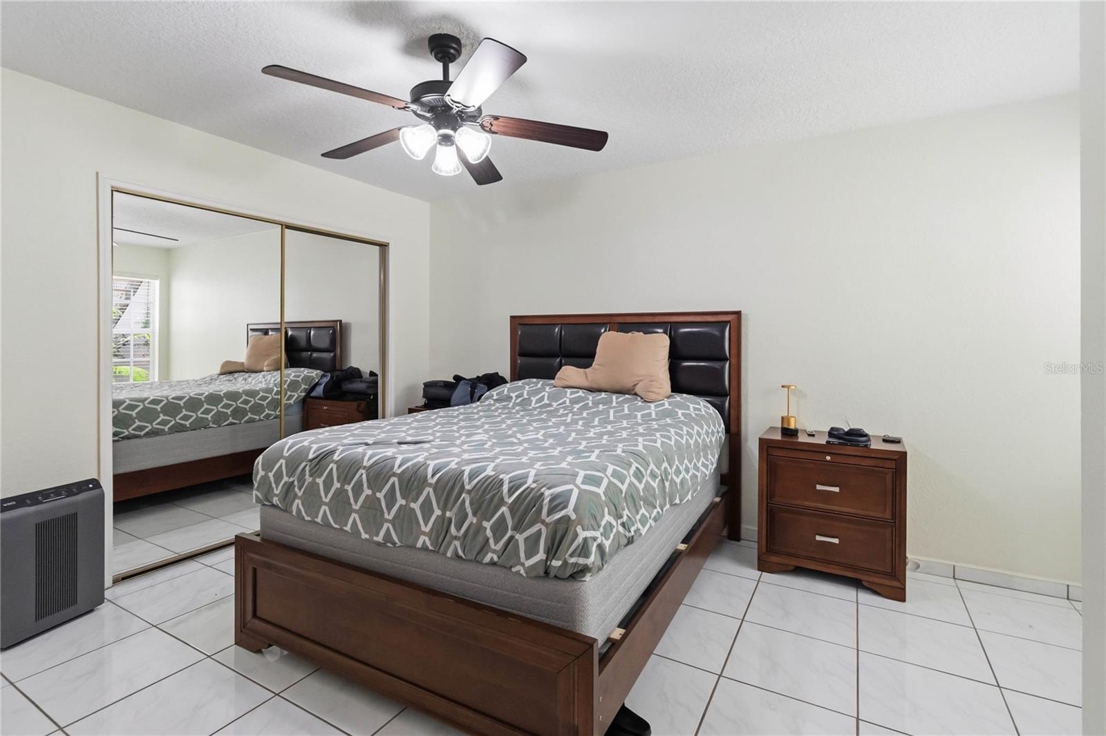 HUNTERS CHASE CONDO PH 1 - Residential