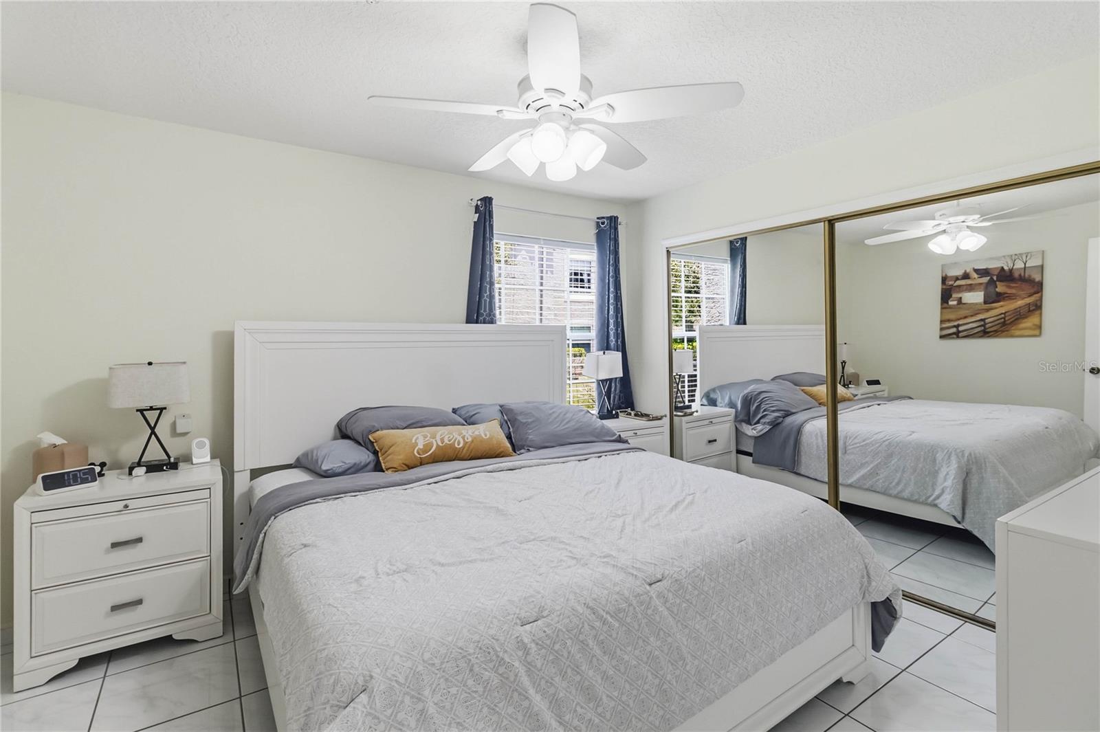HUNTERS CHASE CONDO PH 1 - Residential