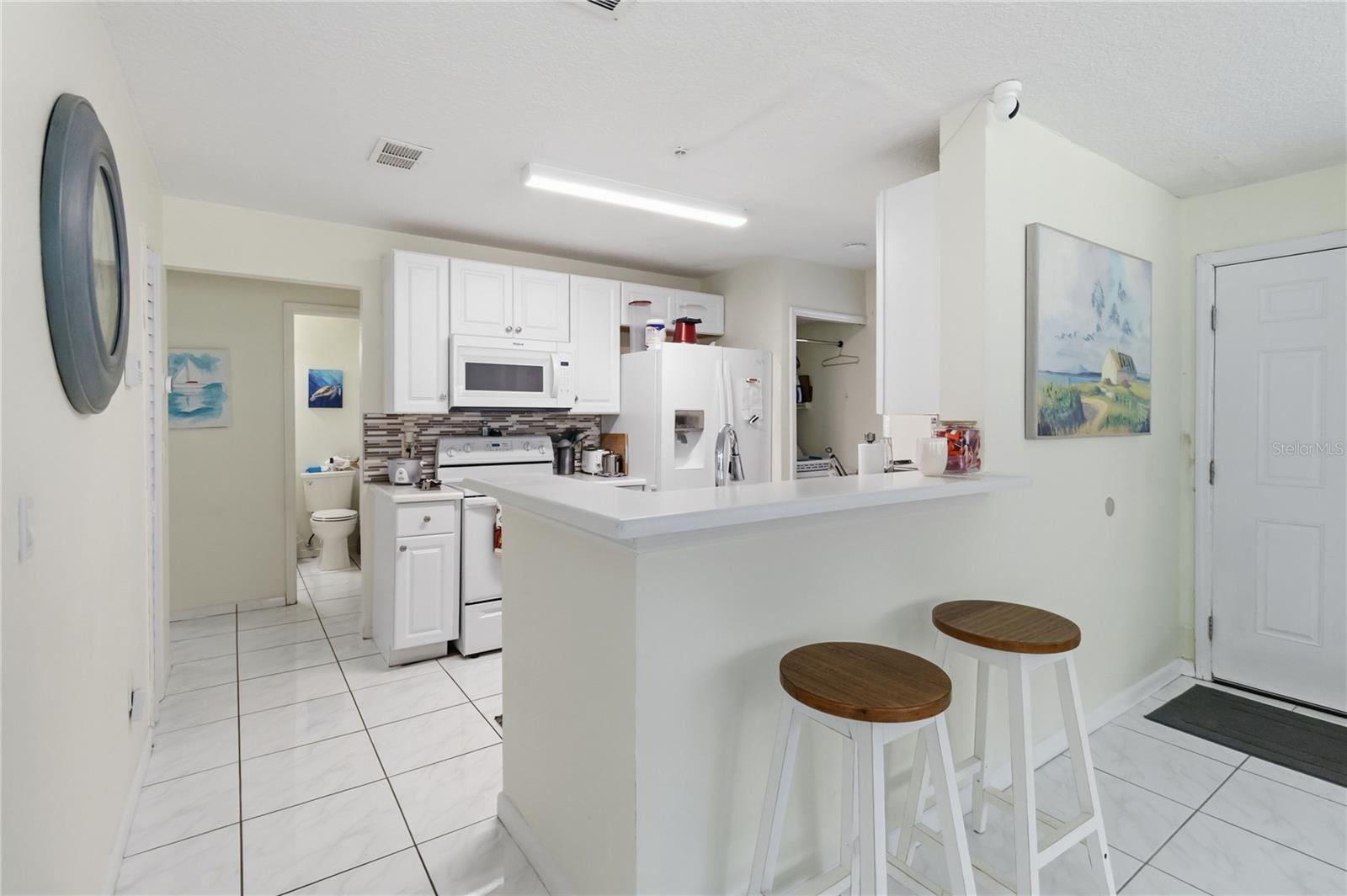 HUNTERS CHASE CONDO PH 1 - Residential