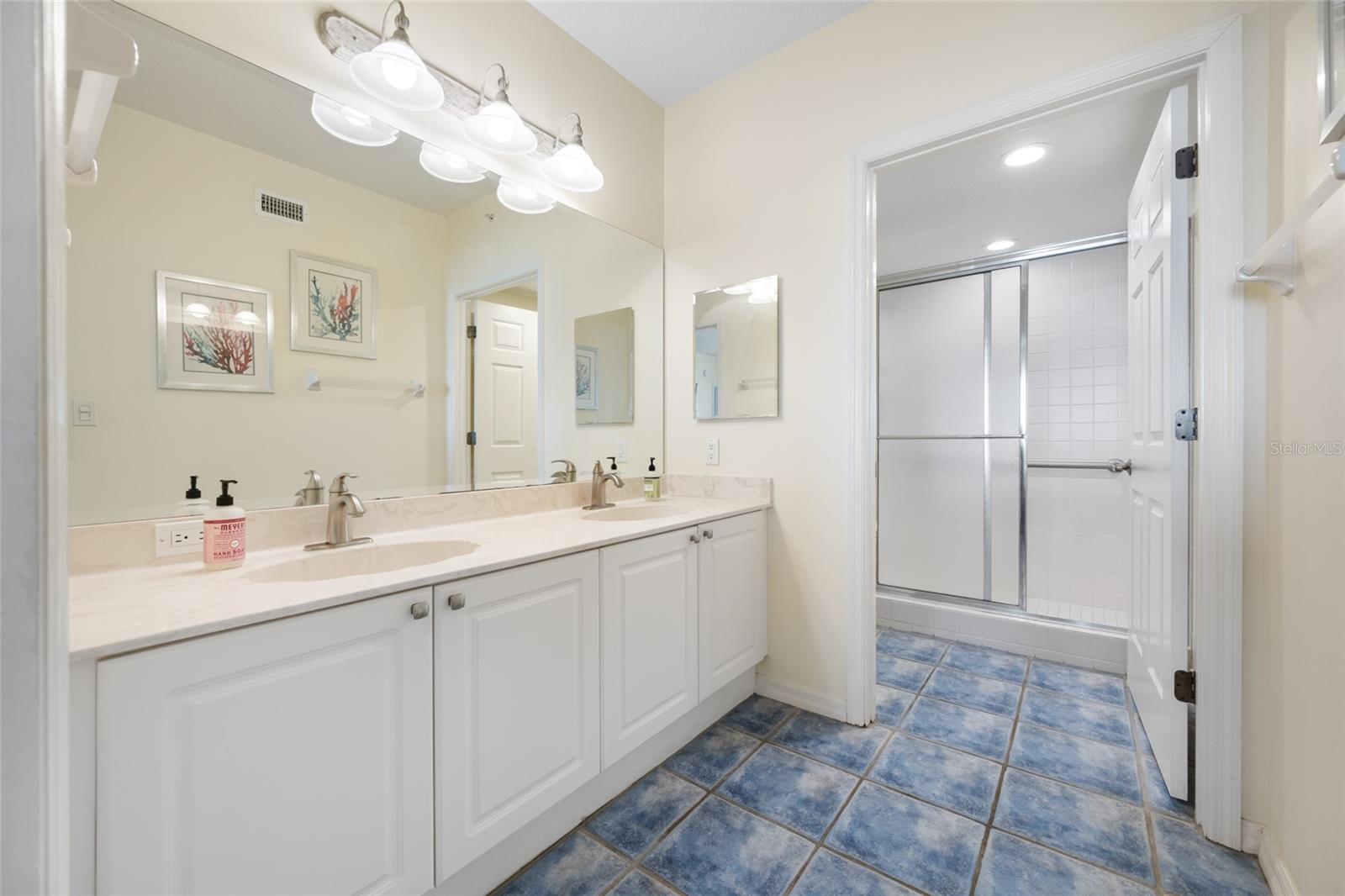 TIDES BEACH CLUB CONDO - Residential
