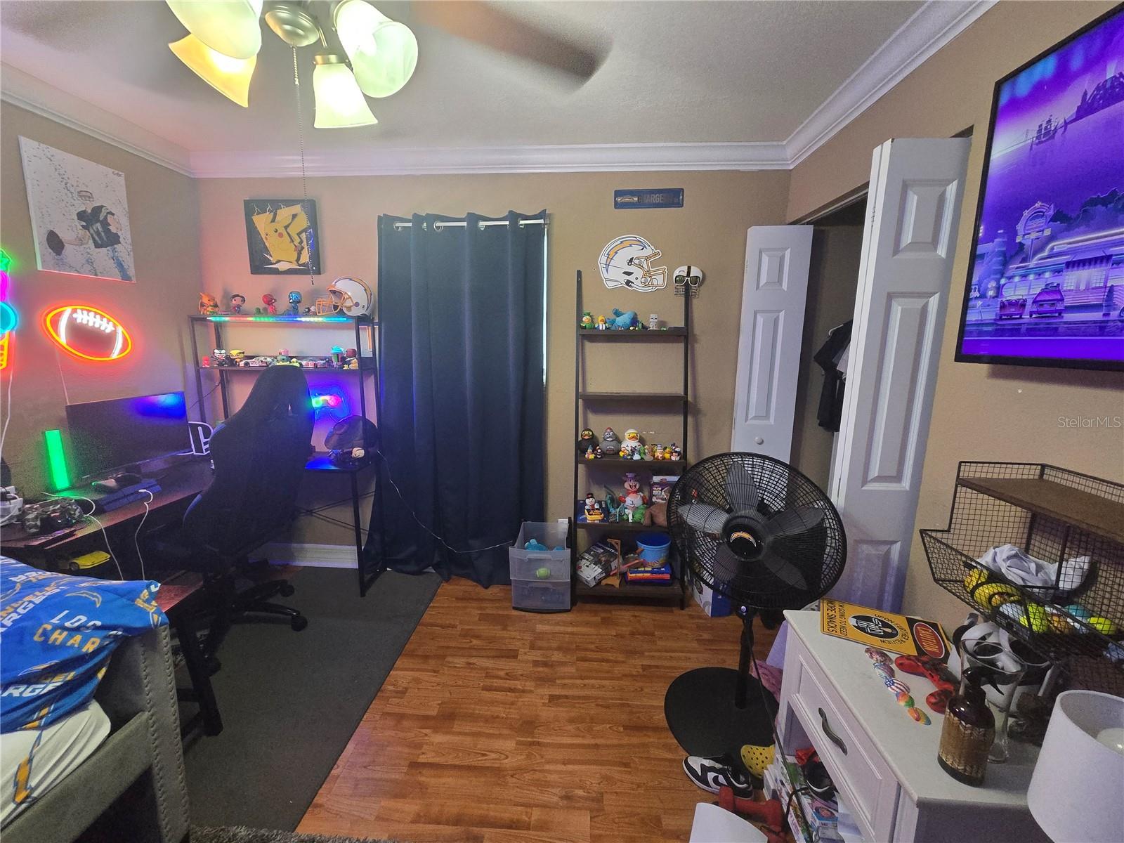 OAK TRAILS WEST UNIT 01 & 02 - Residential