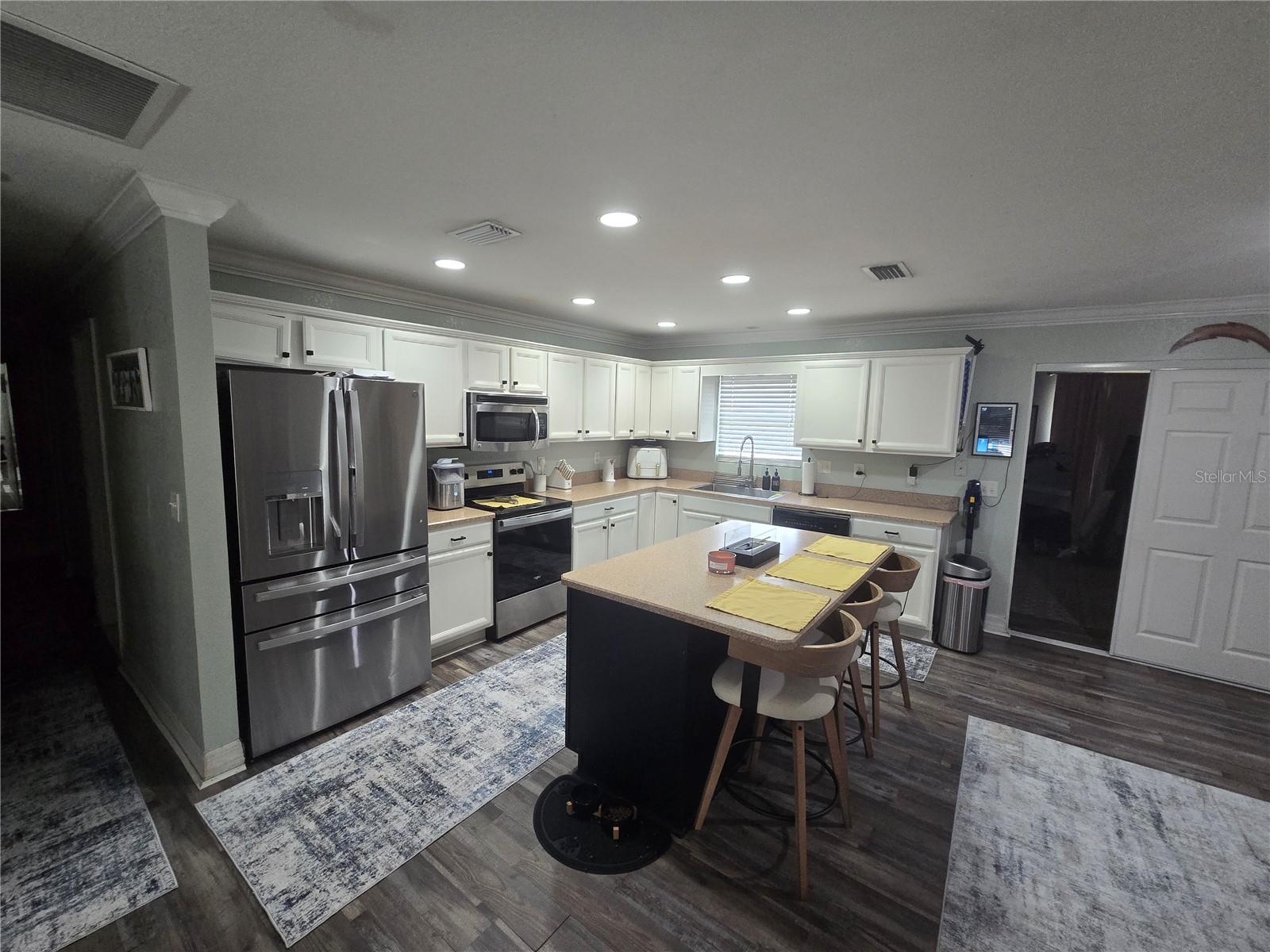 OAK TRAILS WEST UNIT 01 & 02 - Residential
