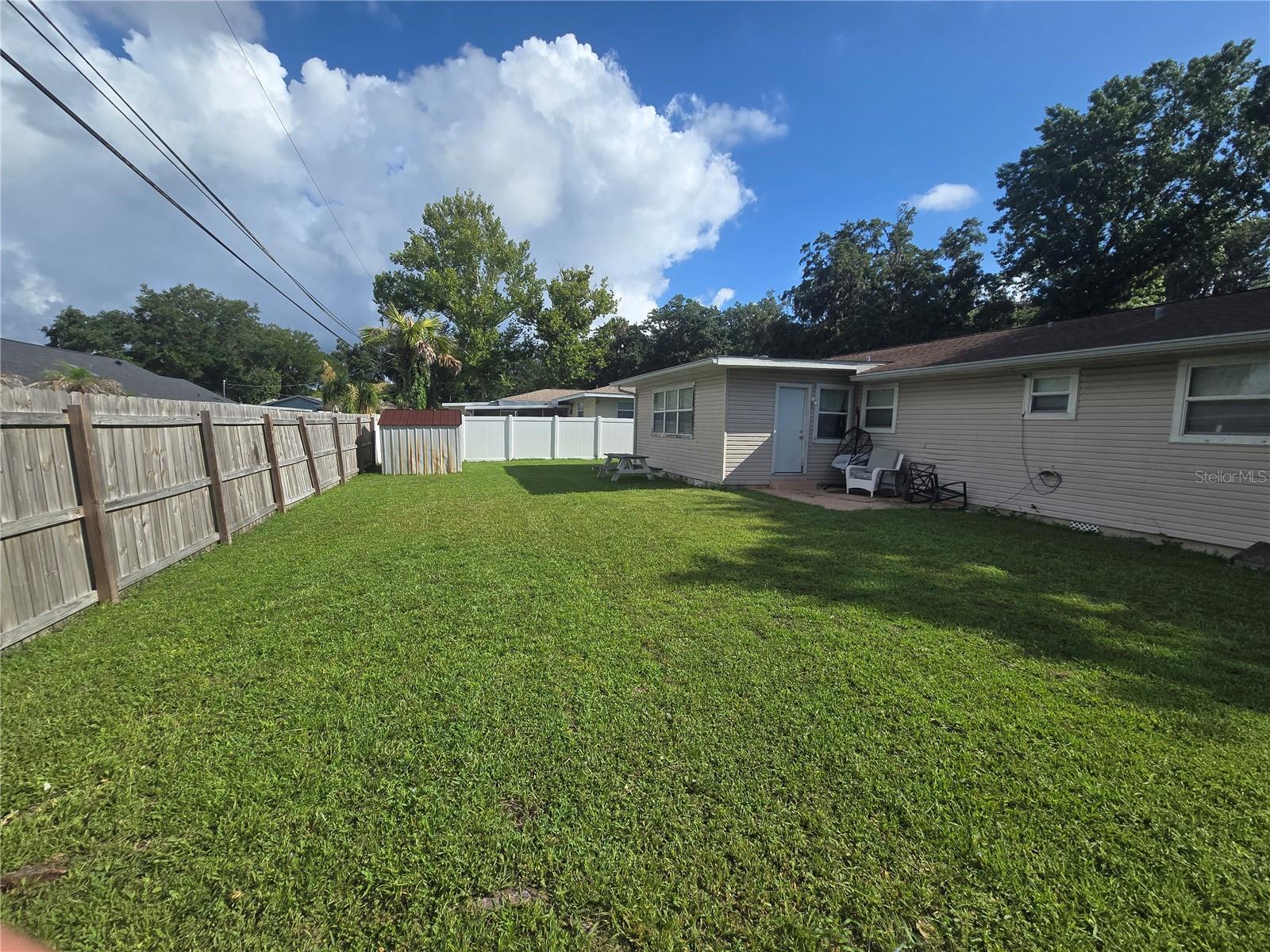OAK TRAILS WEST UNIT 01 & 02 - Residential