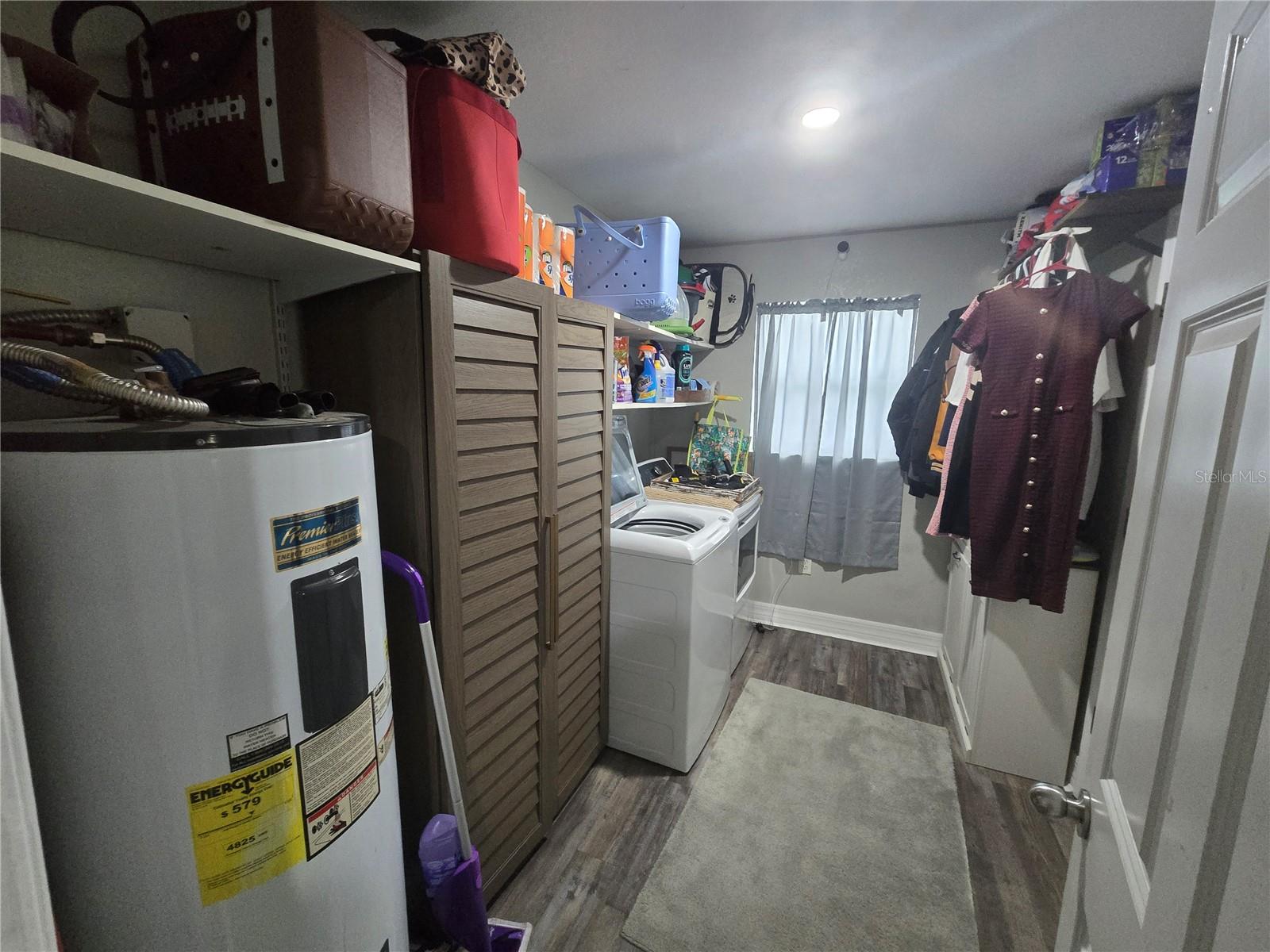 OAK TRAILS WEST UNIT 01 & 02 - Residential