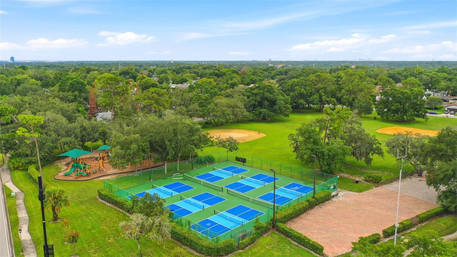 WEKIVA HUNT CLUB - Residential