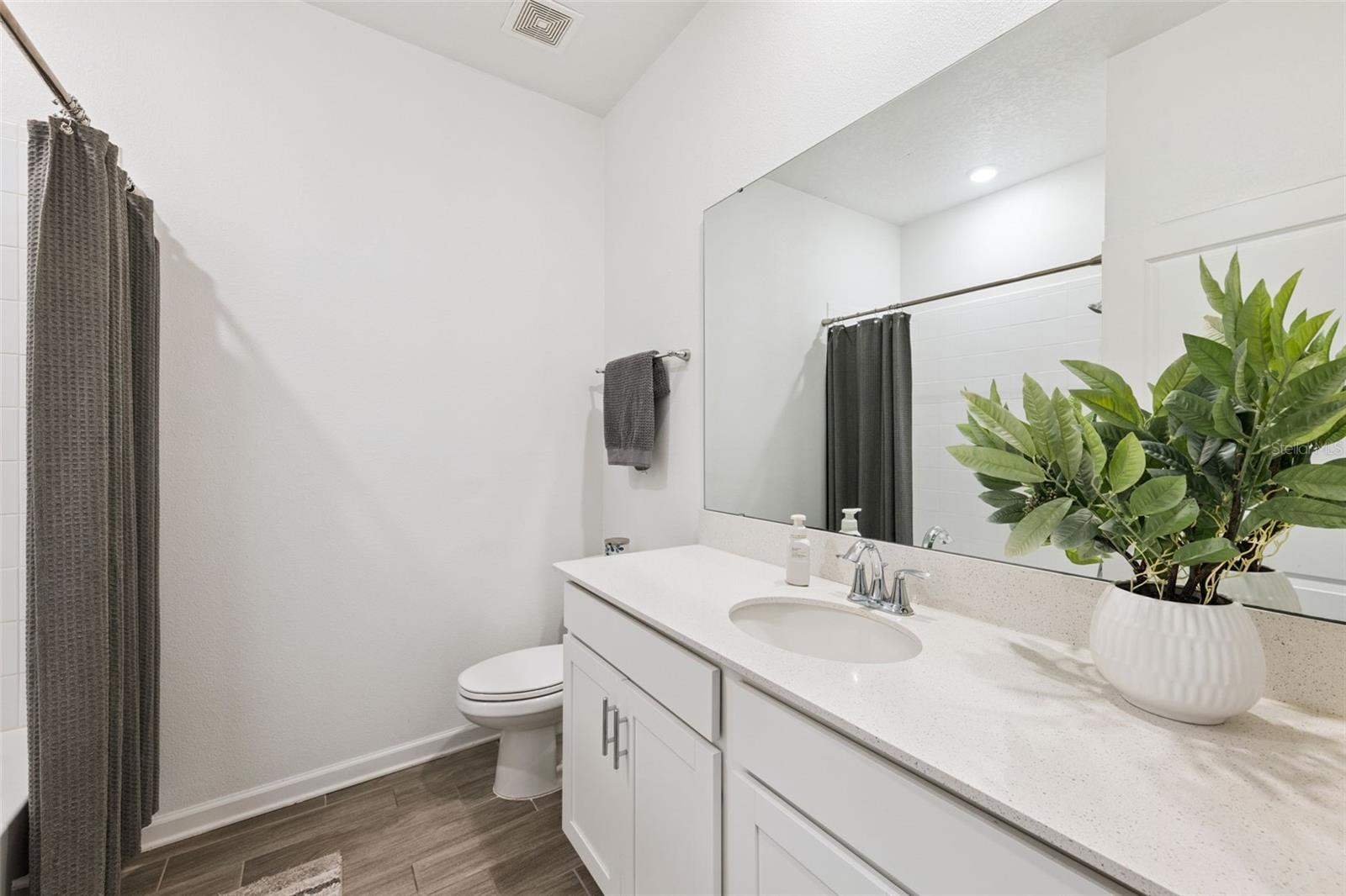 TRINITY LAKES PH 1 - Residential