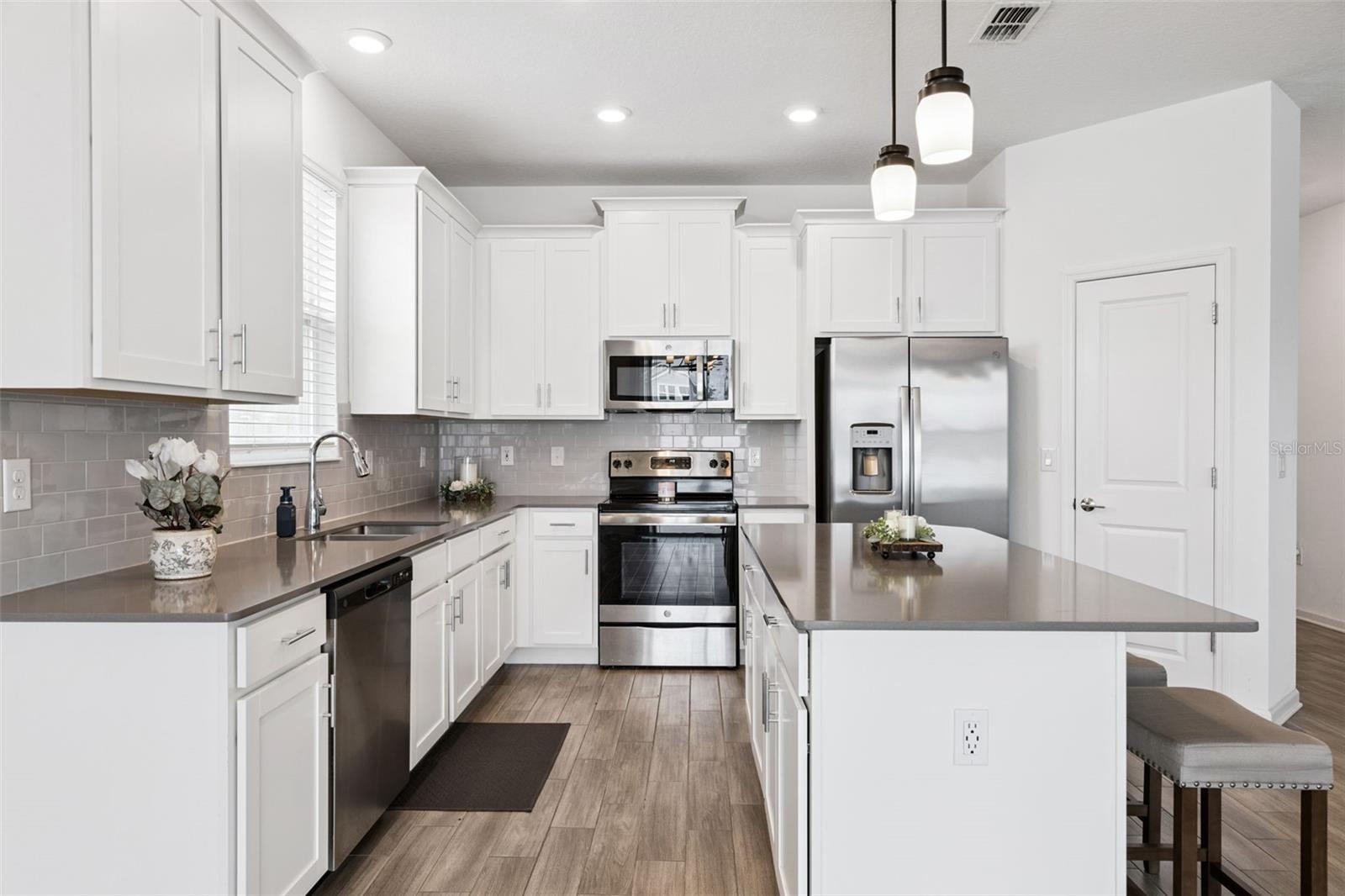 TRINITY LAKES PH 1 - Residential
