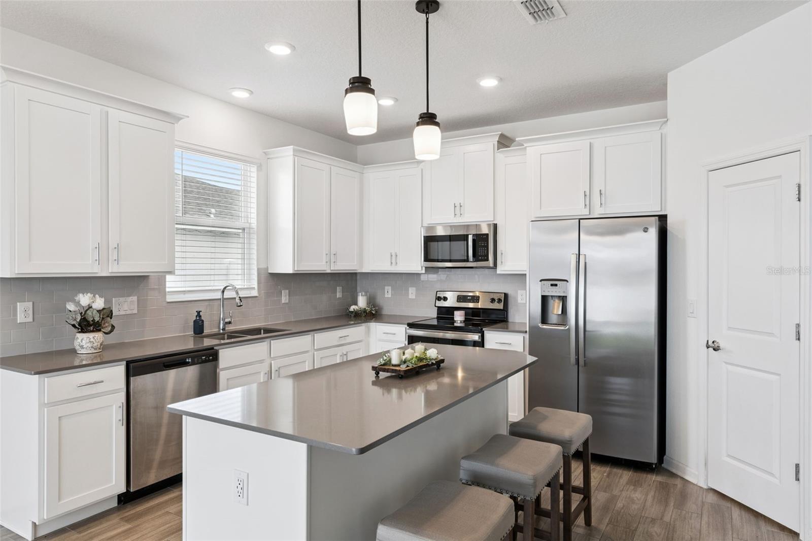 TRINITY LAKES PH 1 - Residential