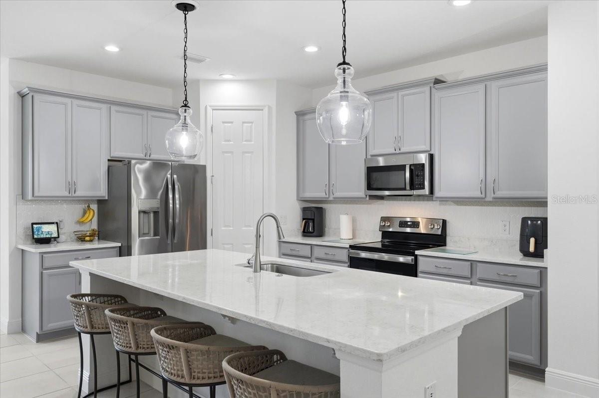 HANOVER LAKES PH 5 - Residential