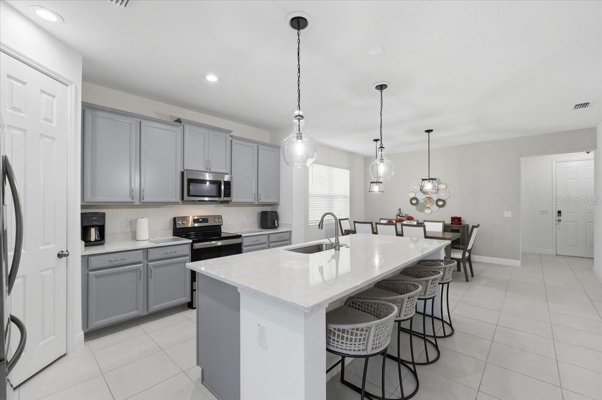 HANOVER LAKES PH 5 - Residential