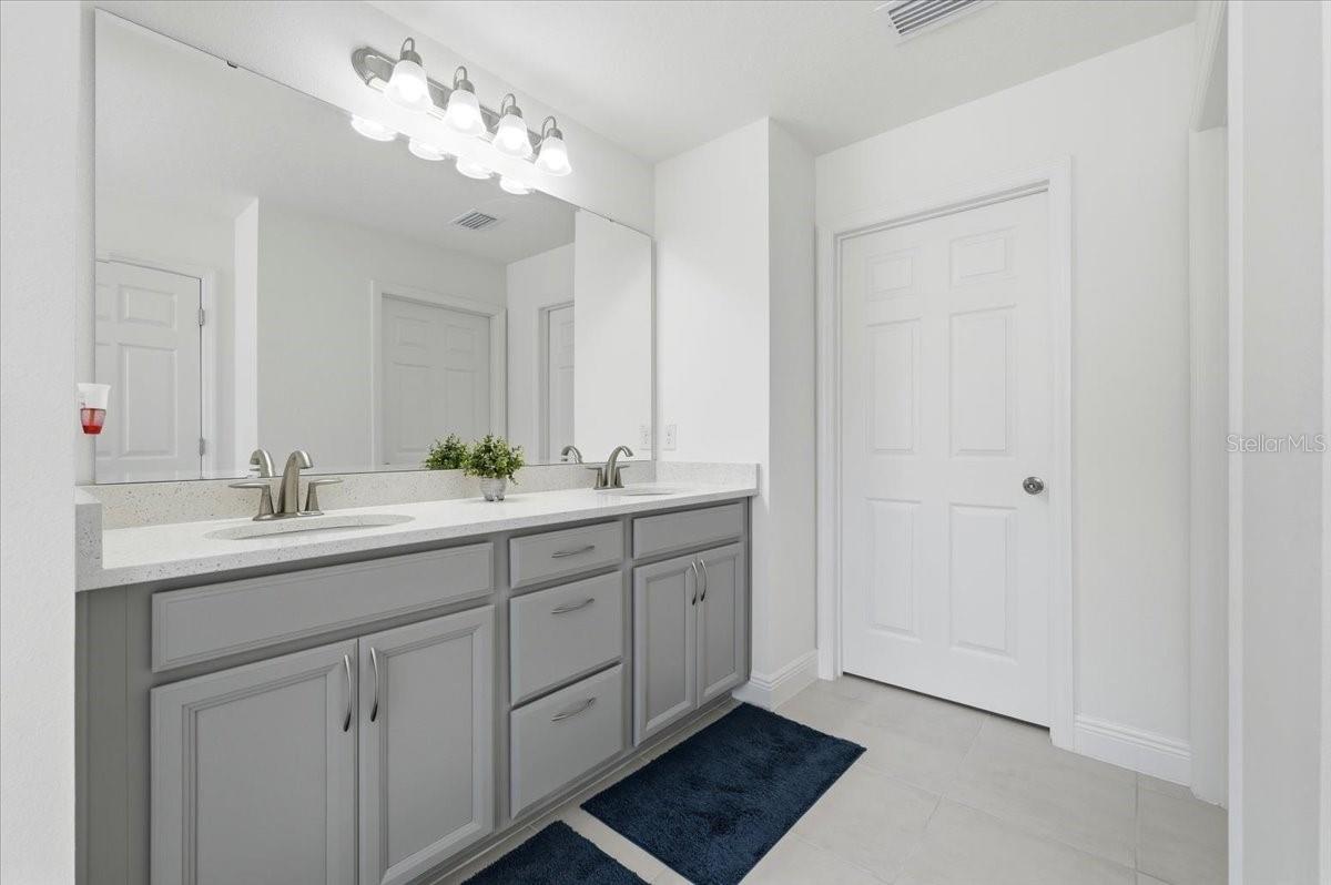 HANOVER LAKES PH 5 - Residential