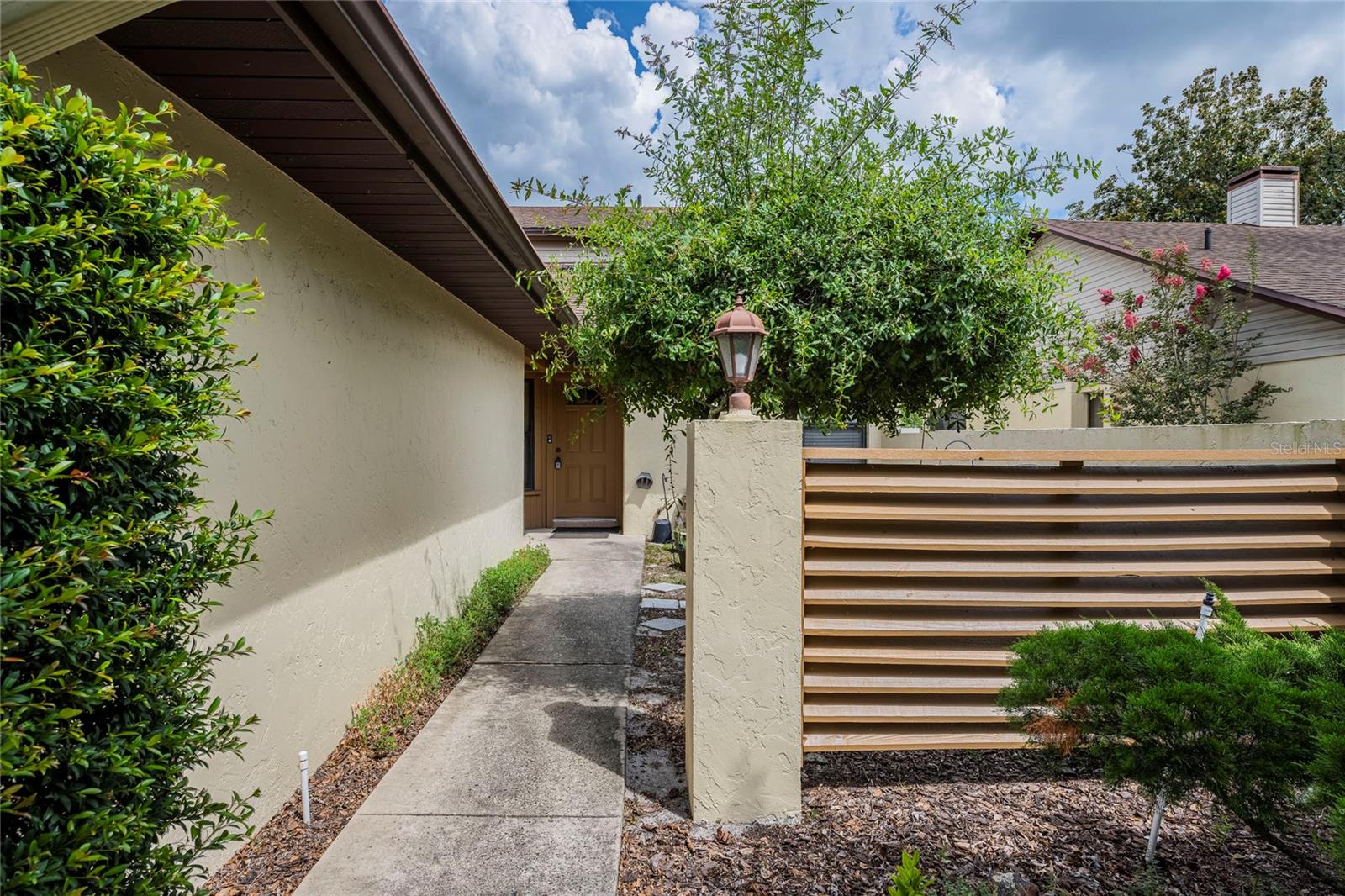 CAMBRIDGE ON TEE - Residential
