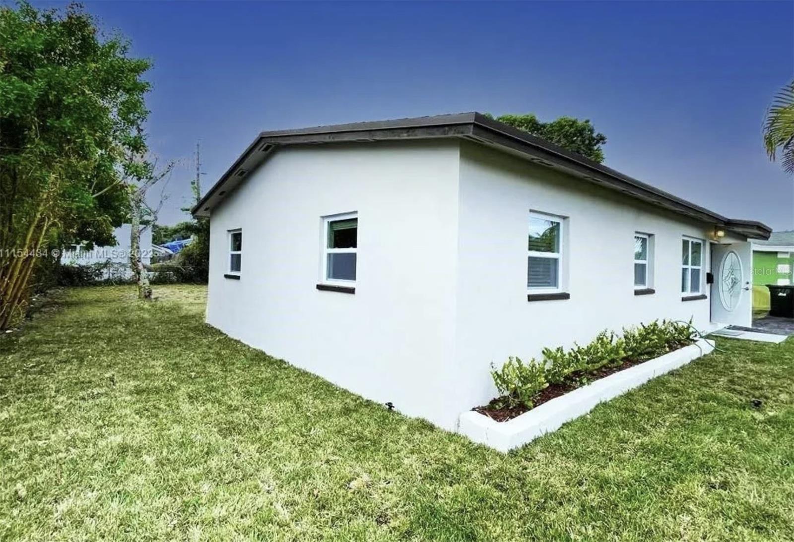 DELRAY MANOR ADD - Commercial Sale