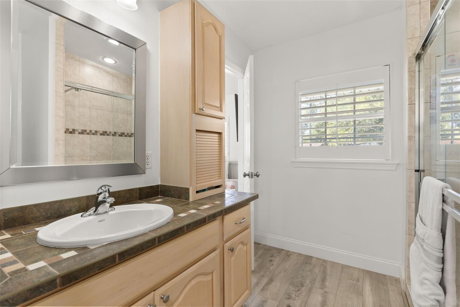 SOUTH LAKEMONT SHORES - Residential
