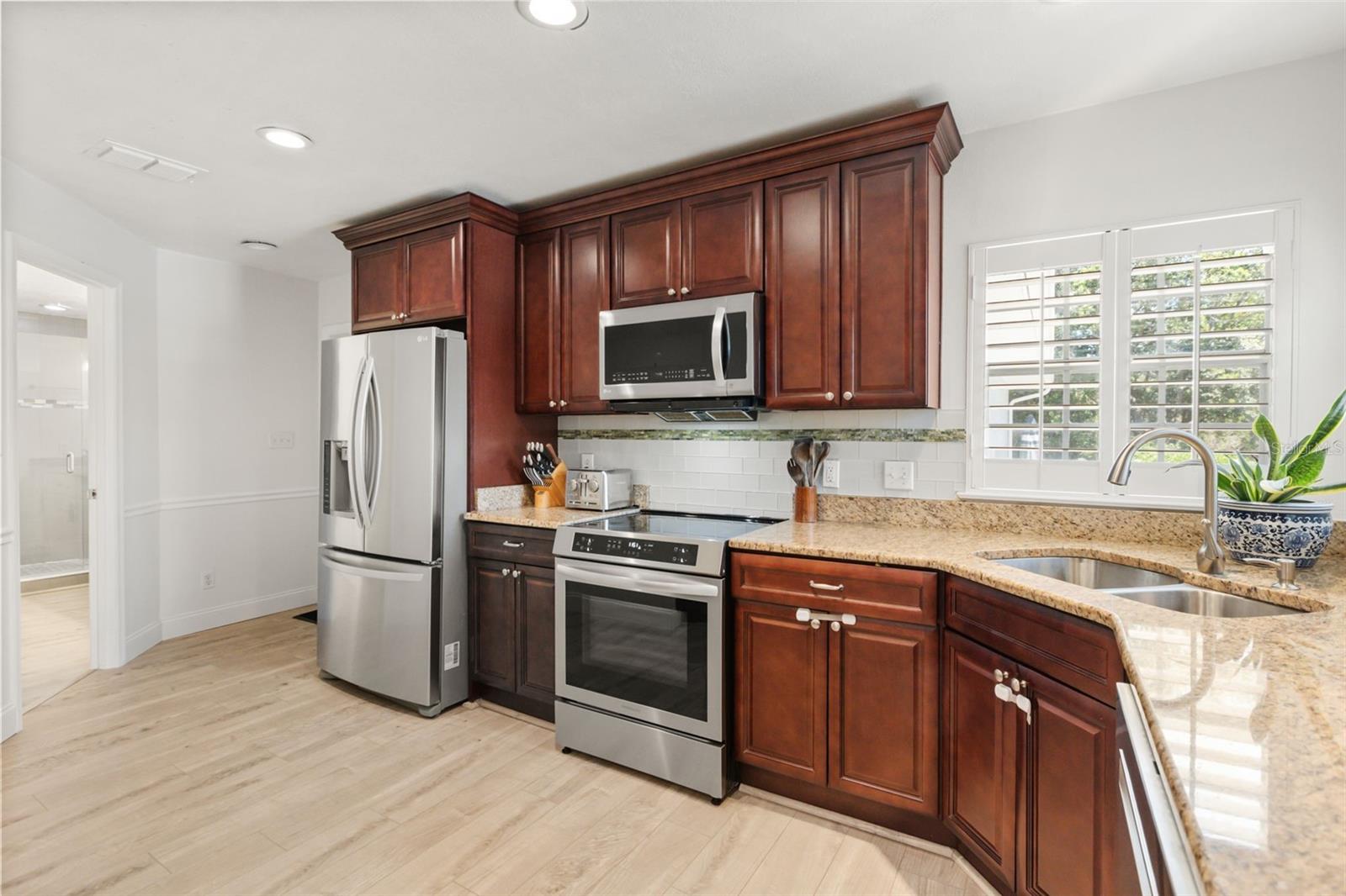 SOUTH LAKEMONT SHORES - Residential