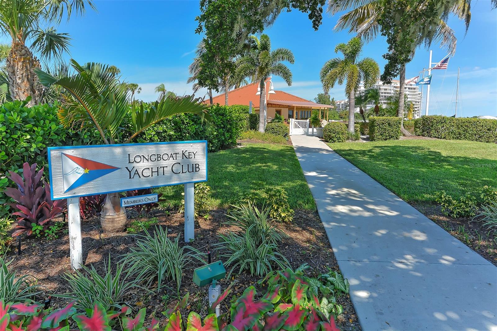 SABAL COVE - Residential