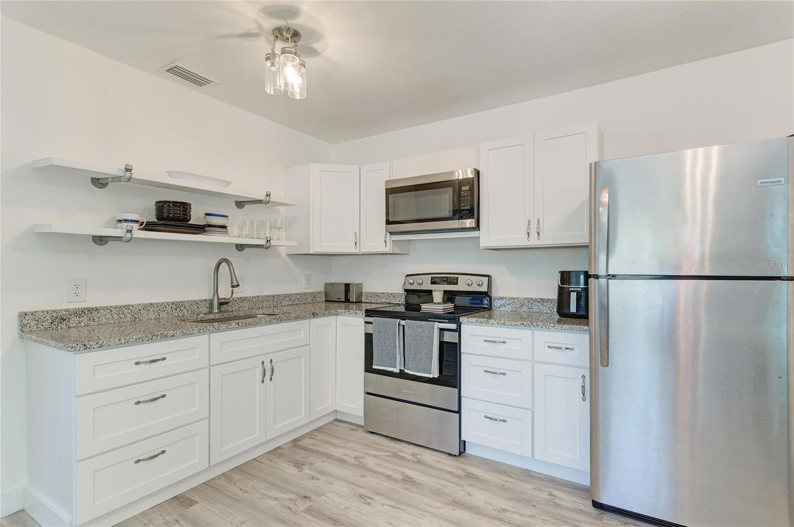 LILLIE ESTATES UNIT A - Residential