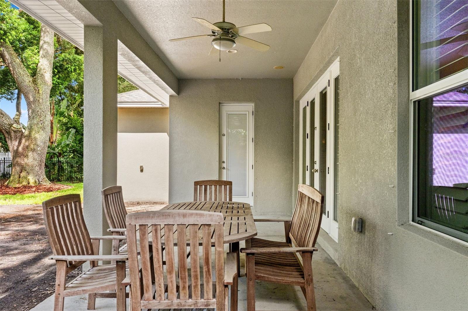 OLD CARROLLWOOD AREA/CARROLL LANDING - Residential