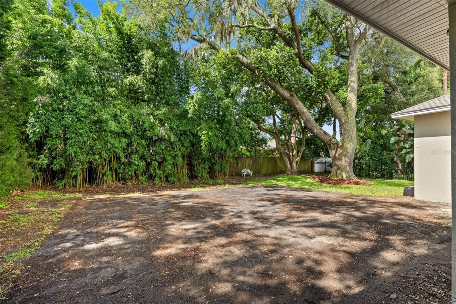 OLD CARROLLWOOD AREA/CARROLL LANDING - Residential