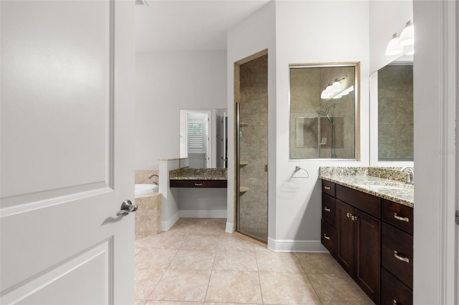 OLD CARROLLWOOD AREA/CARROLL LANDING - Residential
