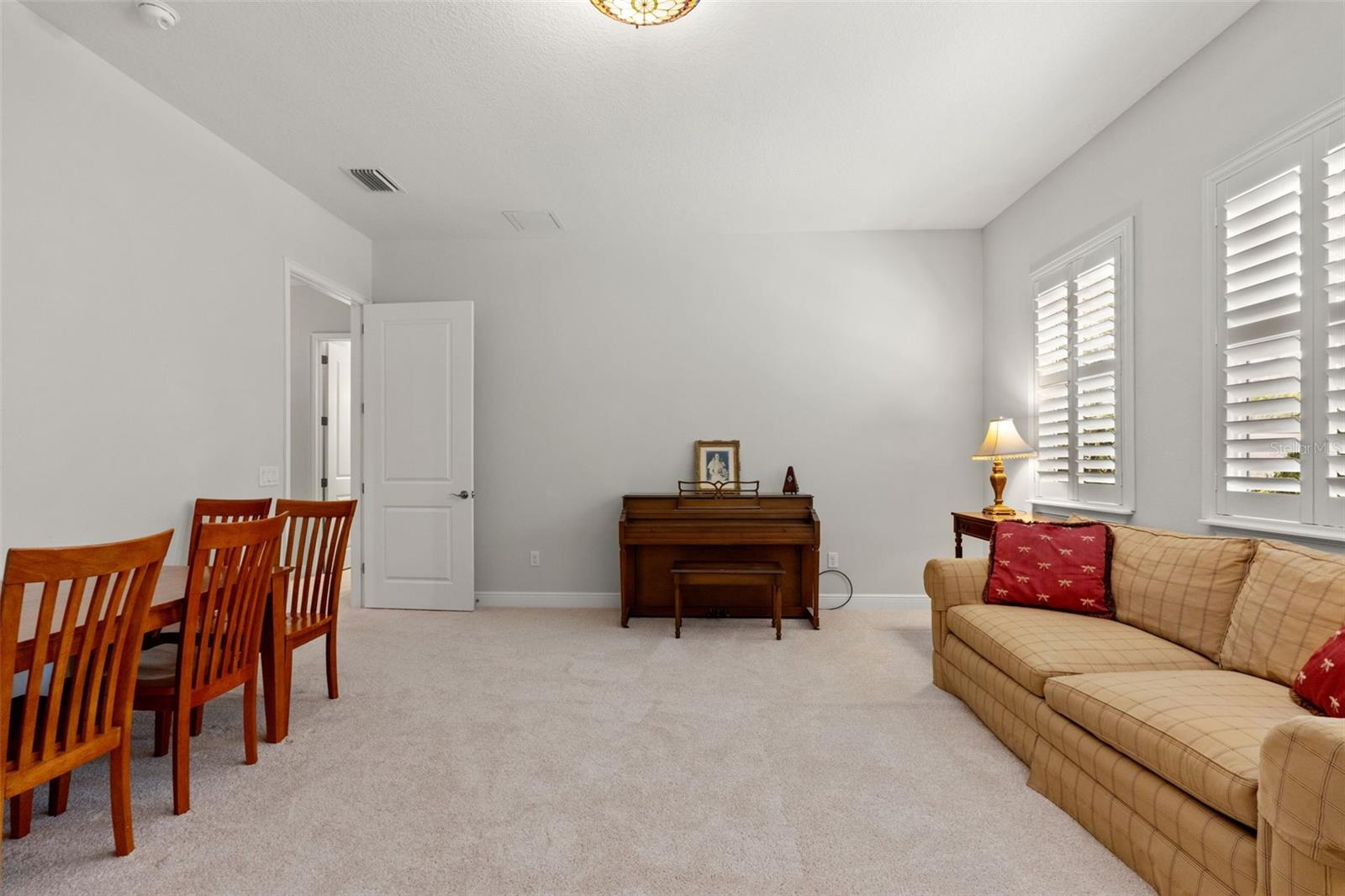 OLD CARROLLWOOD AREA/CARROLL LANDING - Residential