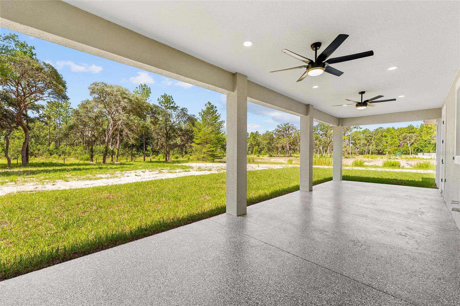 MARION OAKS UN 6 - Residential