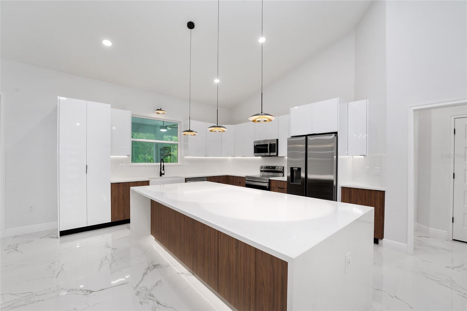MARION OAKS UN 6 - Residential