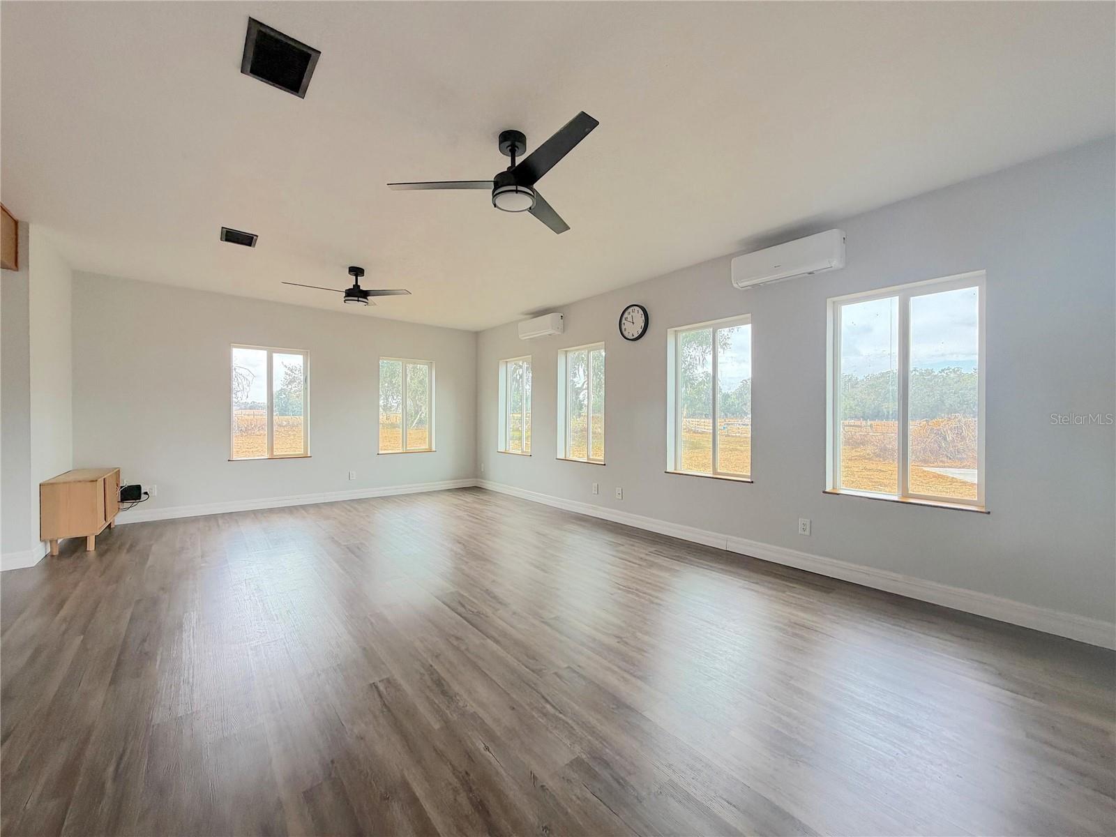 FAULKENBERRY ACRES - Residential