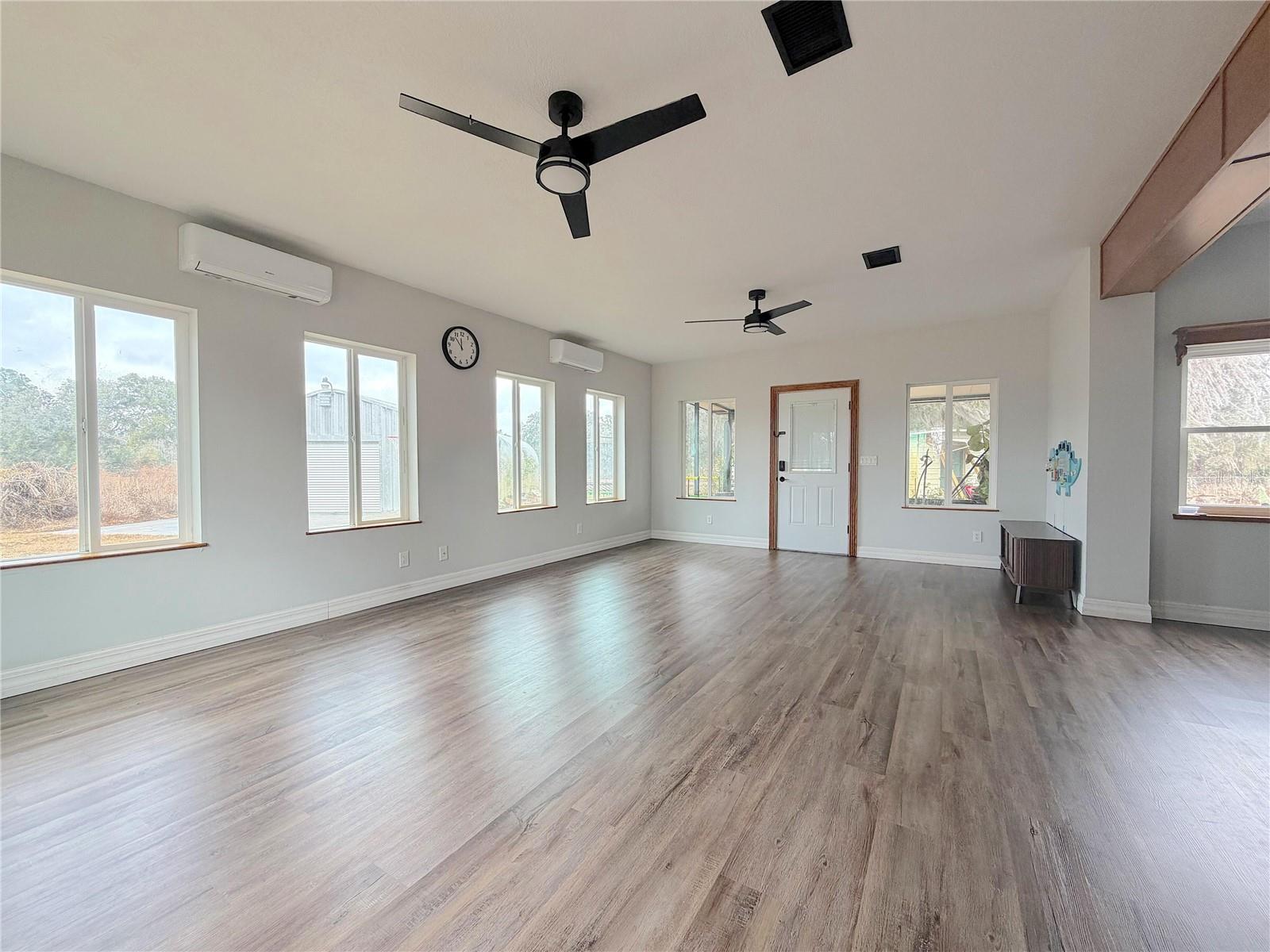 FAULKENBERRY ACRES - Residential