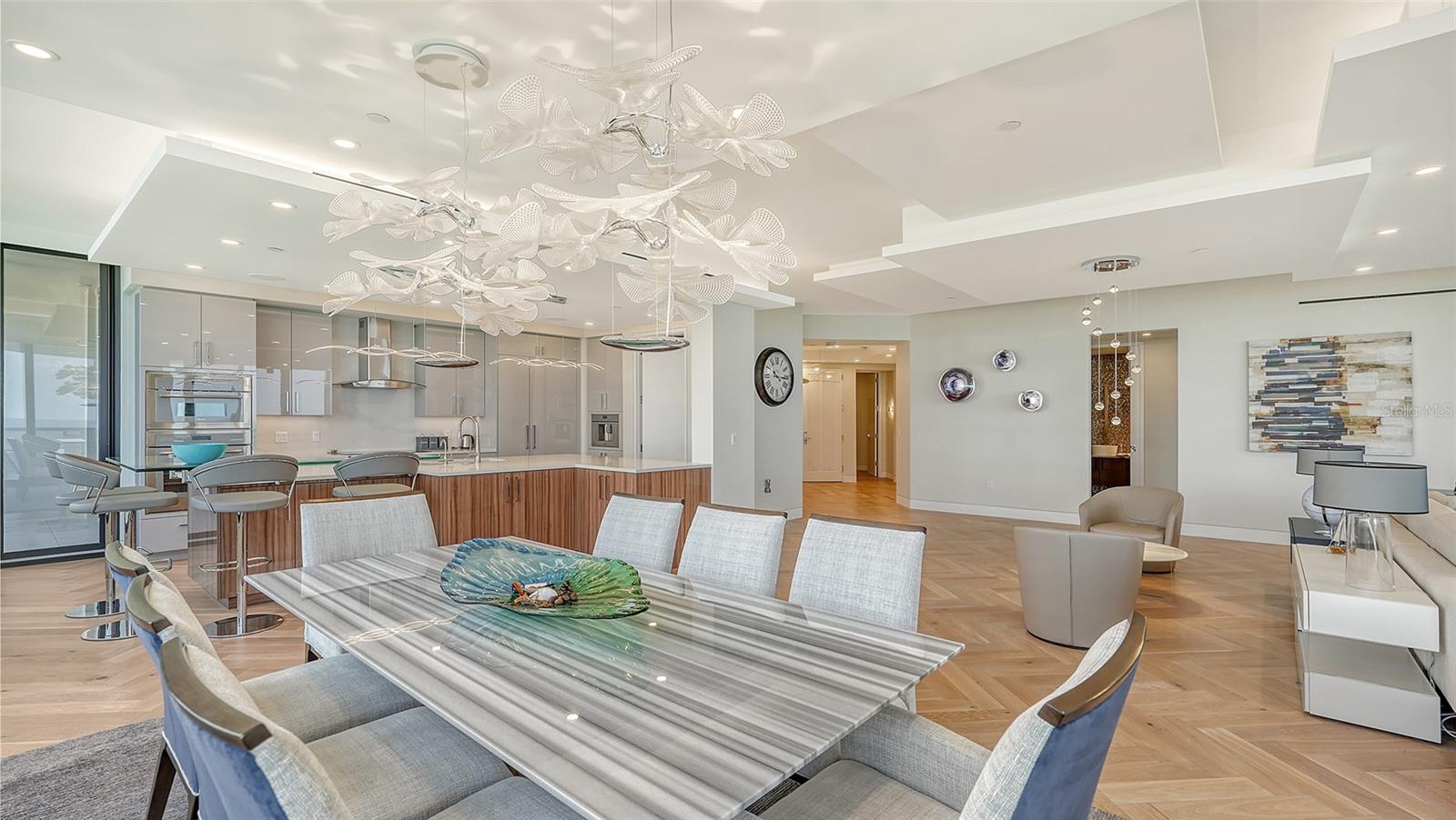 L AMBIANCE 1 - Residential