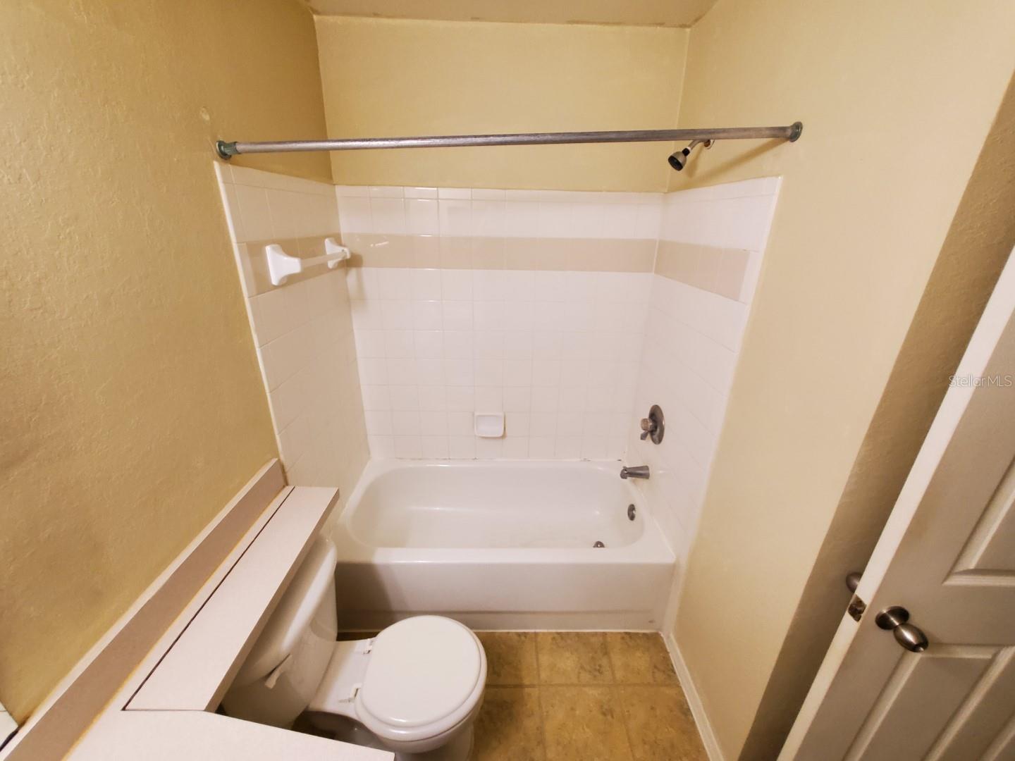 BELMONT AT RYALS CHASE CONDO - Residential Lease