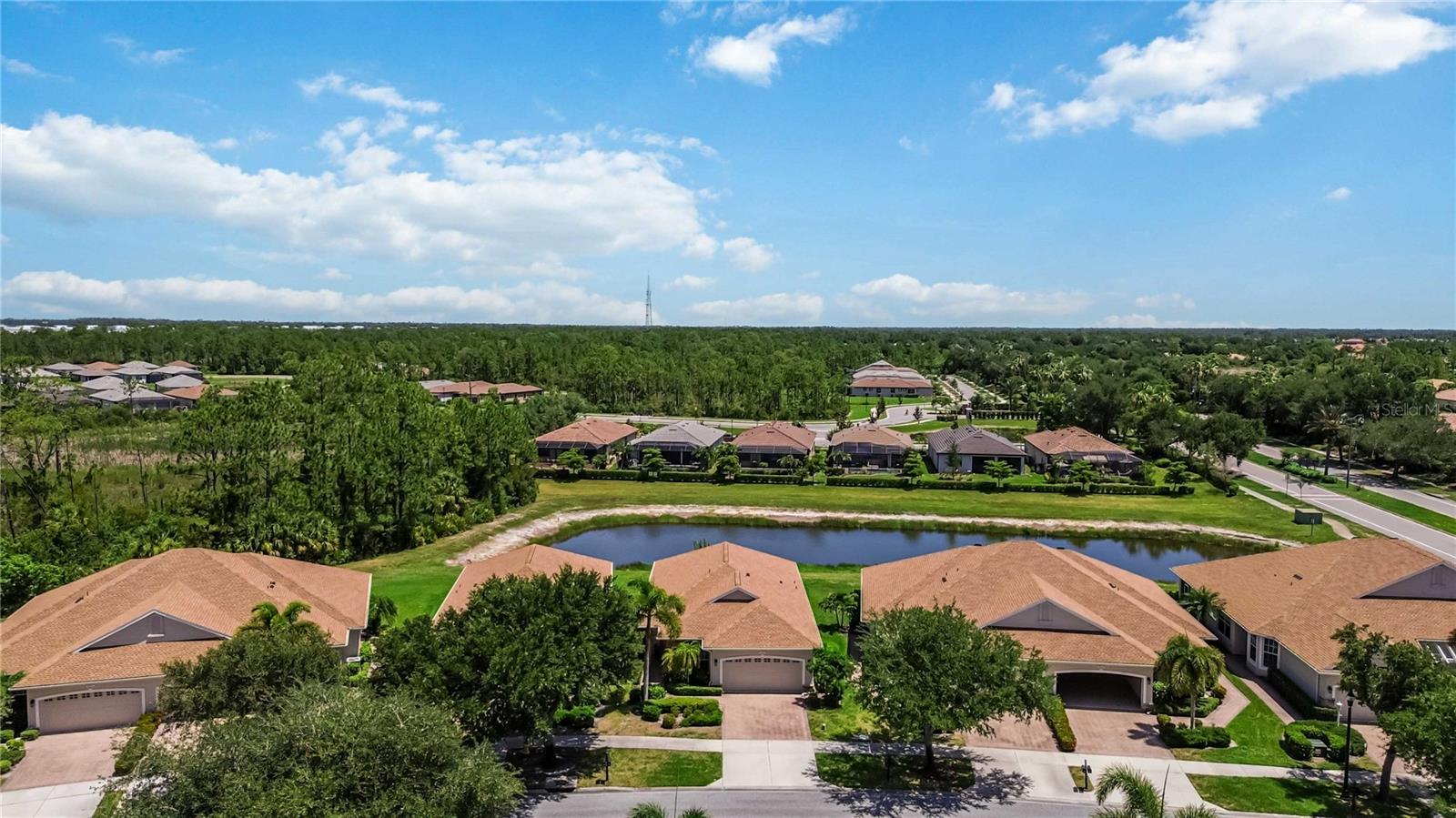 LAKESIDE PLANTATION - Residential