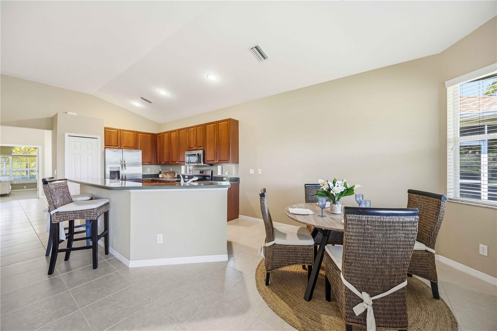 LAKESIDE PLANTATION - Residential