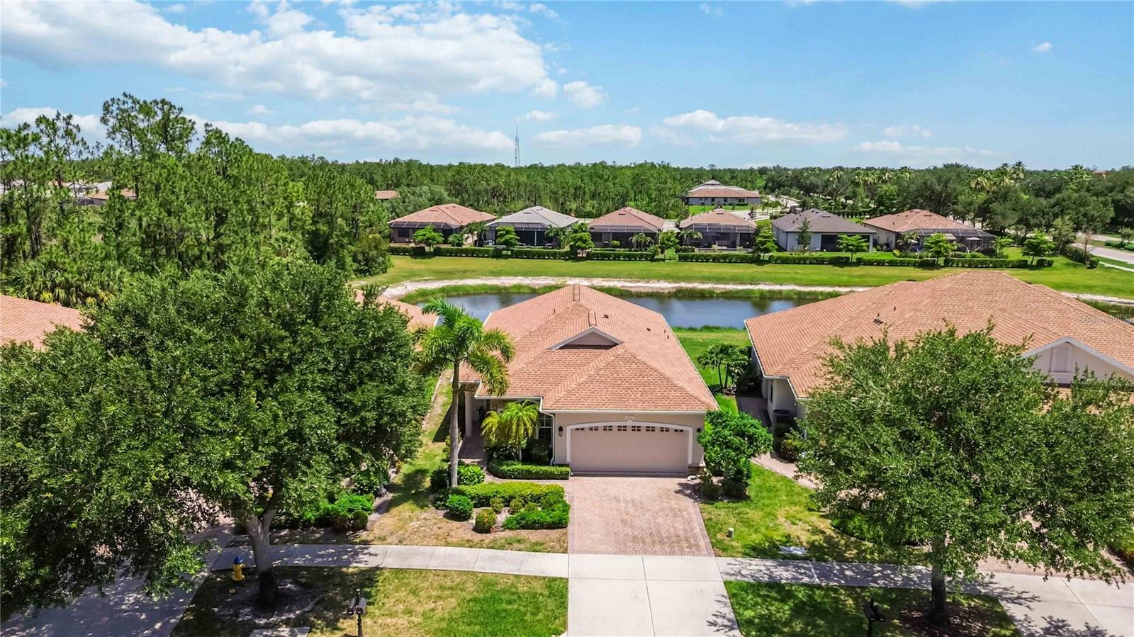 LAKESIDE PLANTATION - Residential