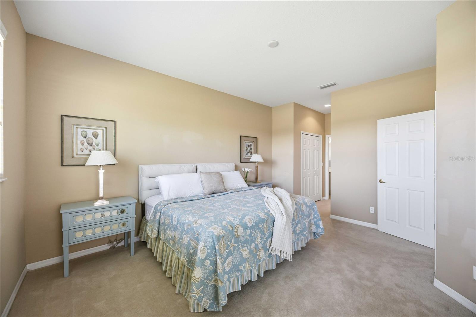 LAKESIDE PLANTATION - Residential