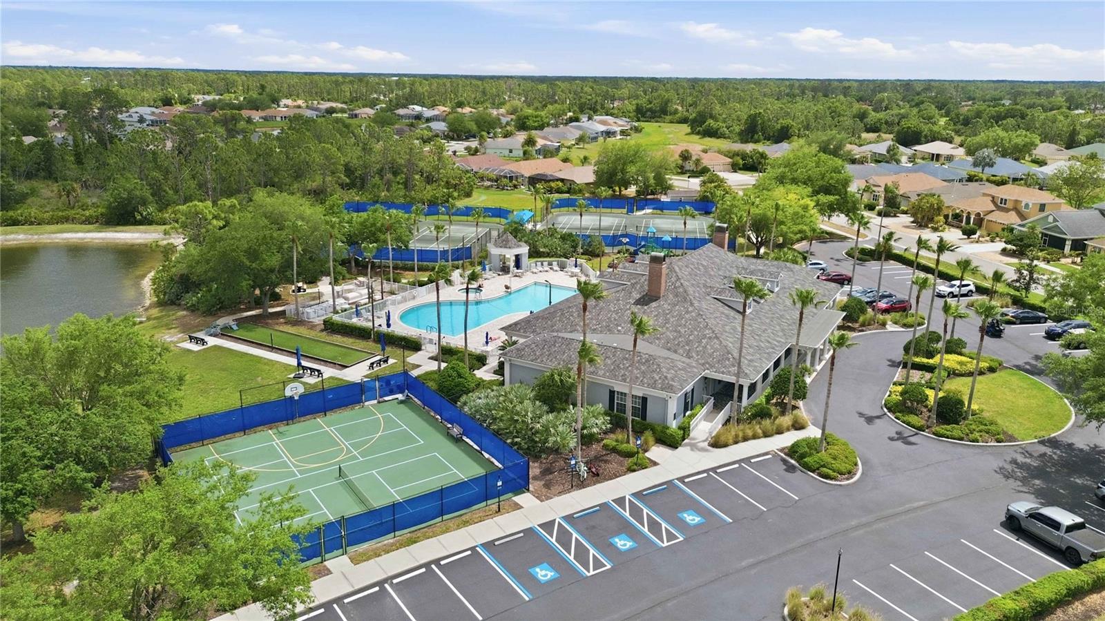 LAKESIDE PLANTATION - Residential