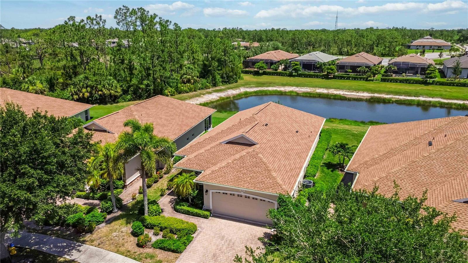 LAKESIDE PLANTATION - Residential