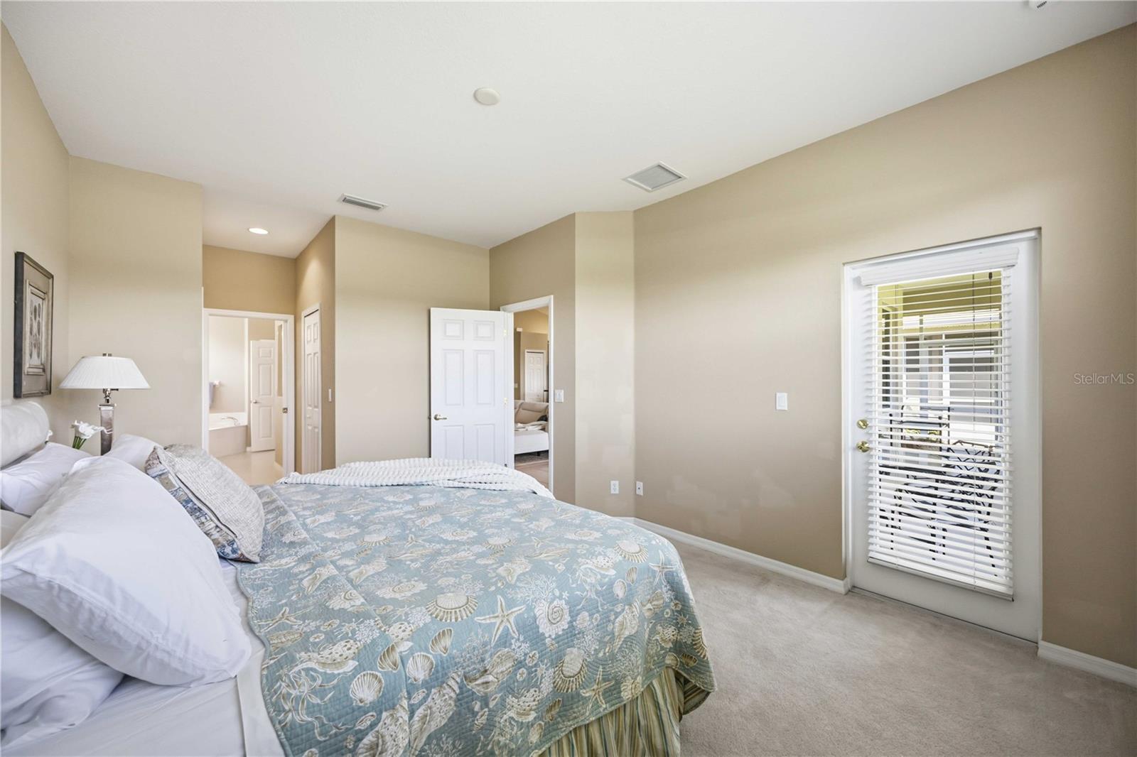 LAKESIDE PLANTATION - Residential