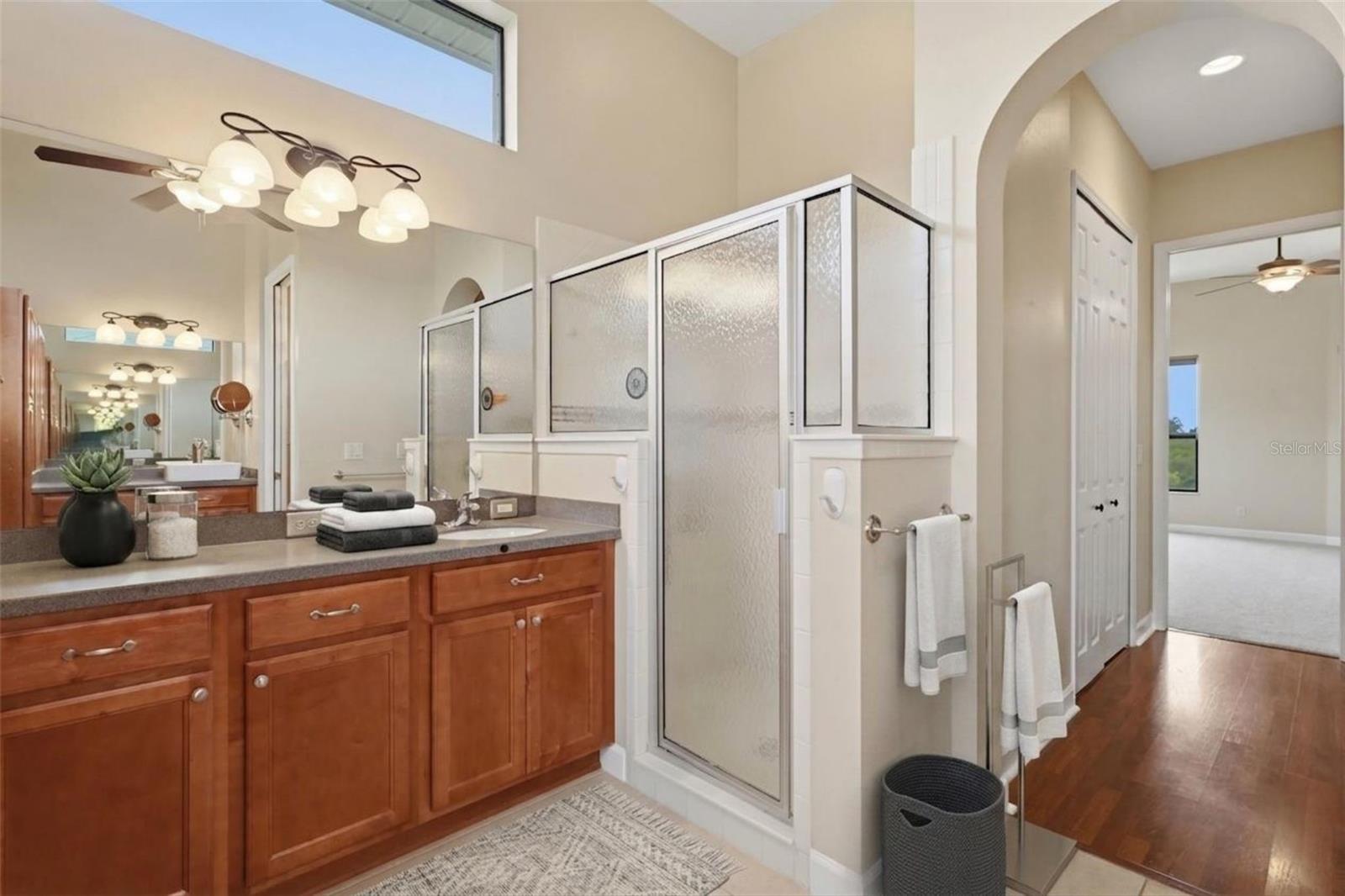 LAKES OF MOUNT DORA - Residential