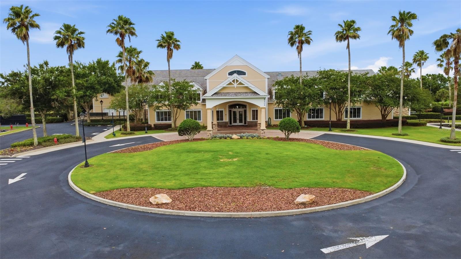 LAKES OF MOUNT DORA - Residential