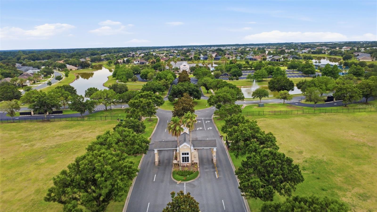LAKES OF MOUNT DORA - Residential