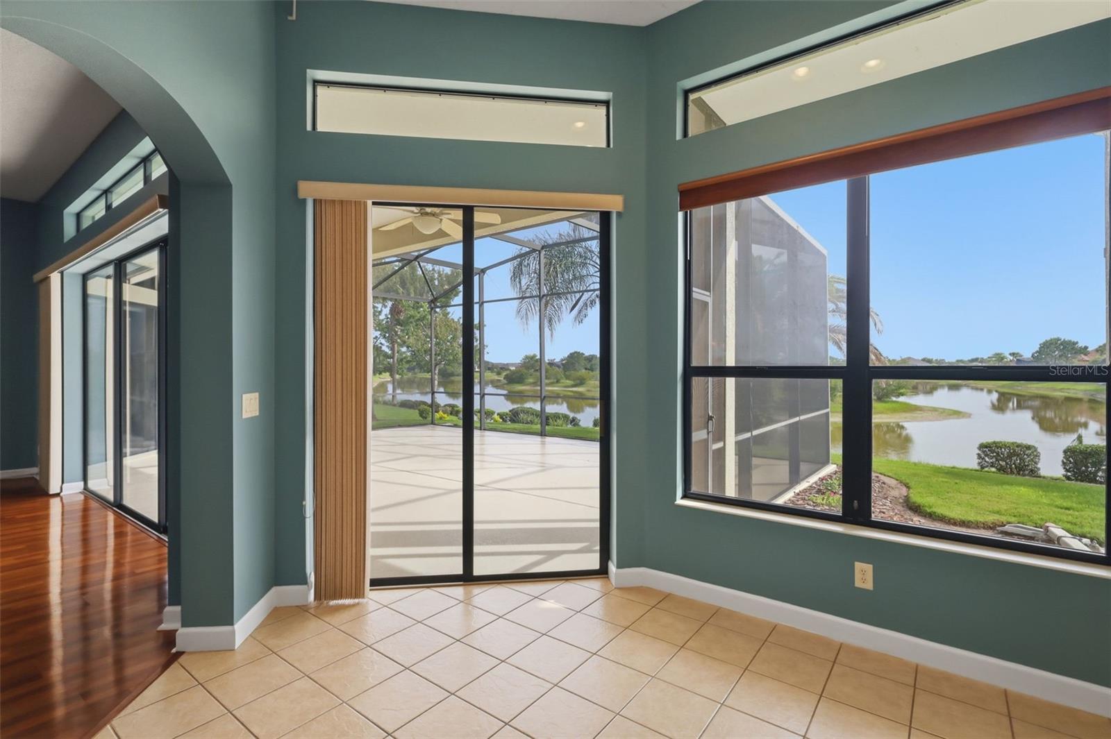 LAKES OF MOUNT DORA - Residential