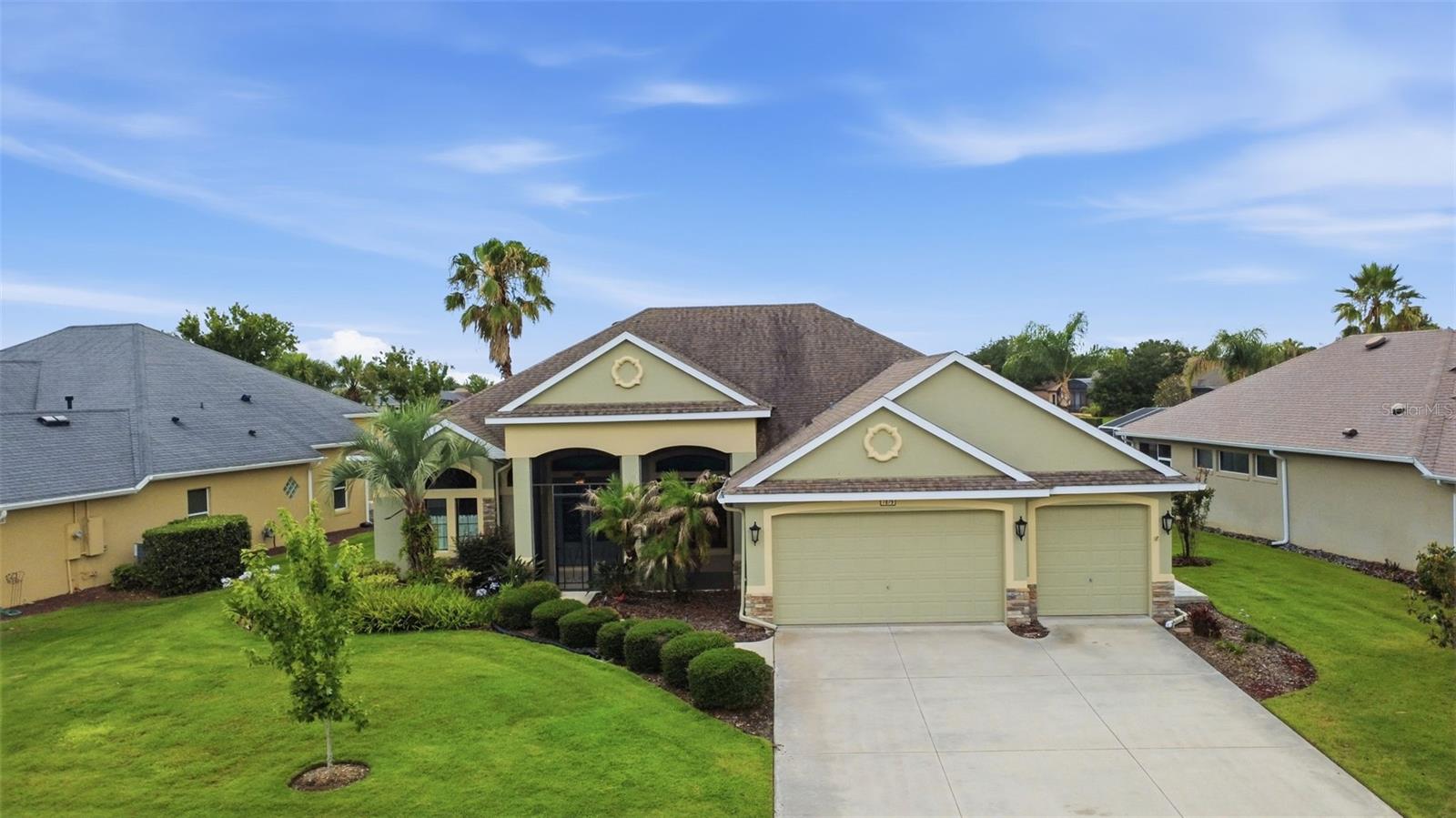 LAKES OF MOUNT DORA - Residential