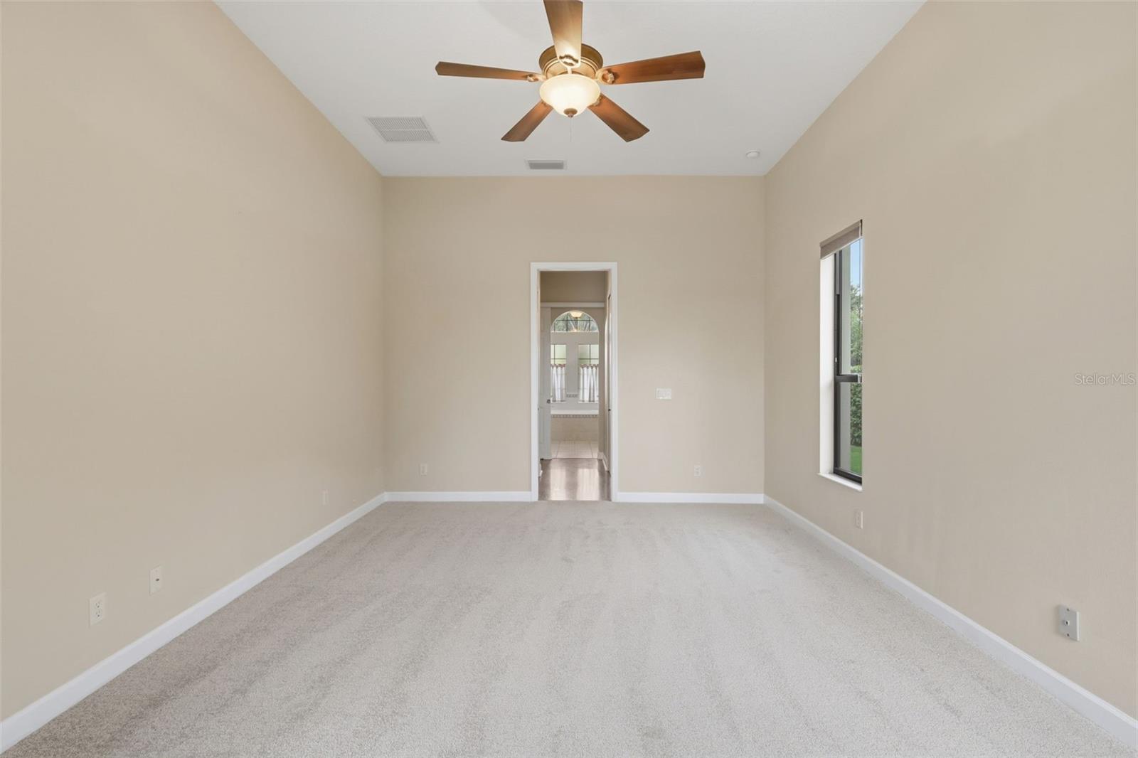 LAKES OF MOUNT DORA - Residential