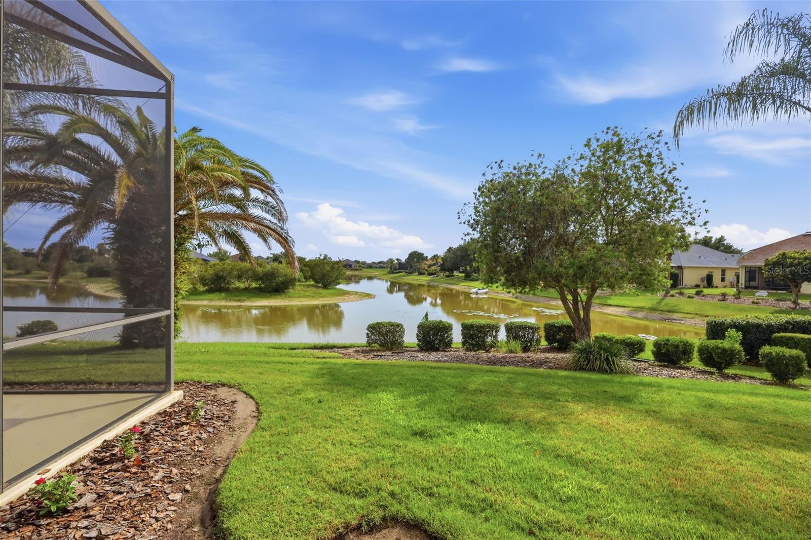 LAKES OF MOUNT DORA - Residential