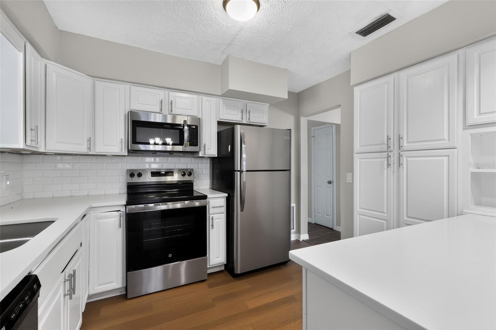 CEDAR HILLS ESTATE - Residential