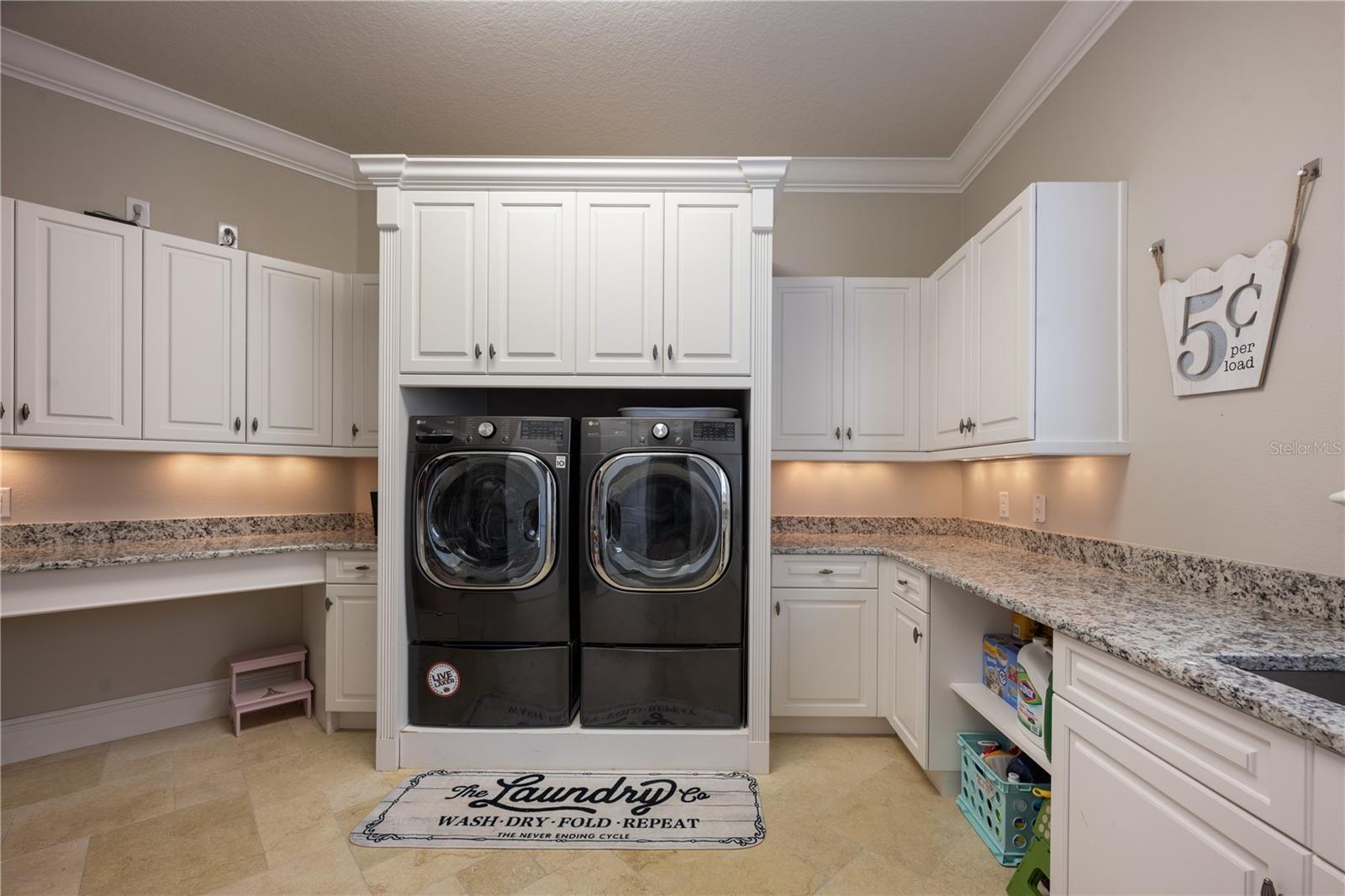 KEENES POINTE 46/104 - Residential